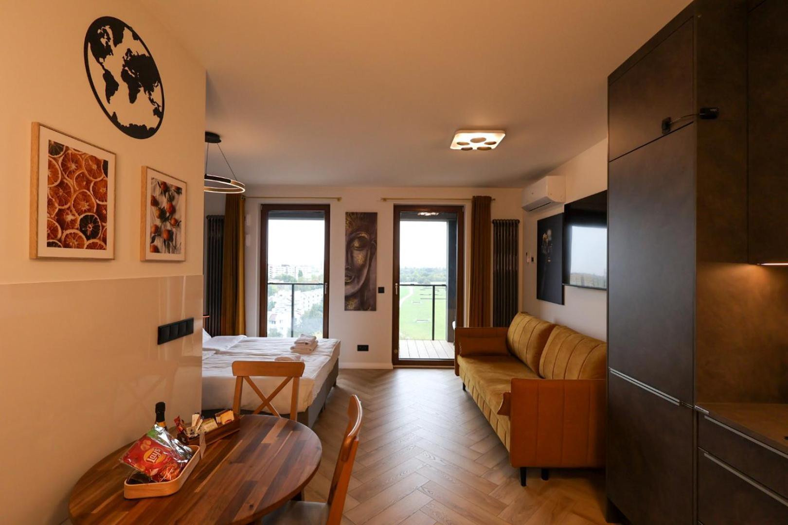 Premium Studio Klobucka Airport Warszawa Eksteriør billede
